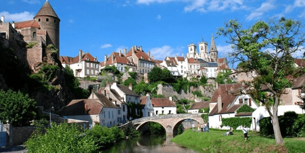 Villages à Découvrir autour d'Autun