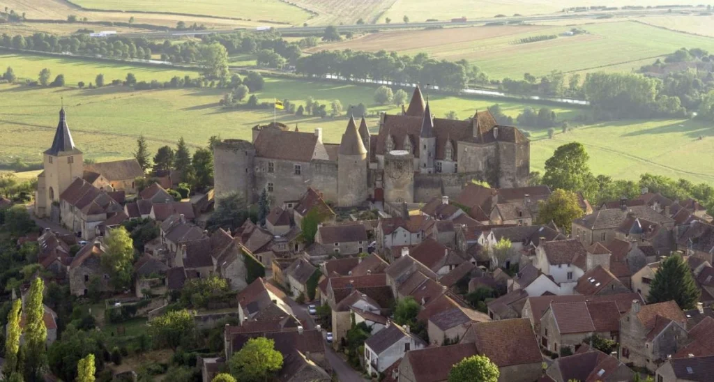 Villages à Découvrir autour d'Autun
